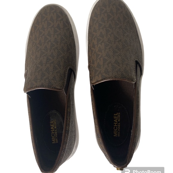 Brand new Michael kors KeatonLogo Slip-On Sneaker - Picture 3 of 5
